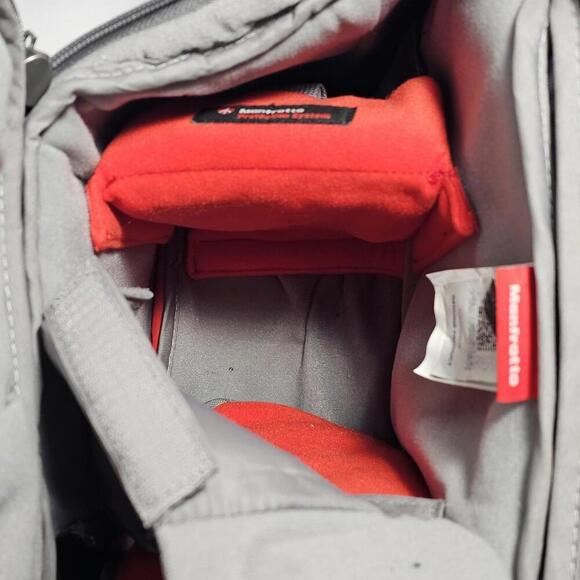 Manfrotto Travel Backpack Camera Bag Outdoor Photography Padded With Dividers - Picture 2 of 14